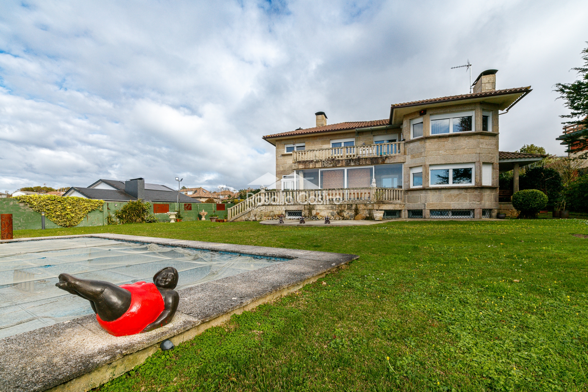 CHALET EN CANIDO A LADO DE LA PLAYA DE FUCHIÑOS. Piso en venta, Compra piso, Alcabre-Navia-Samil, Vigo, Pontevedra