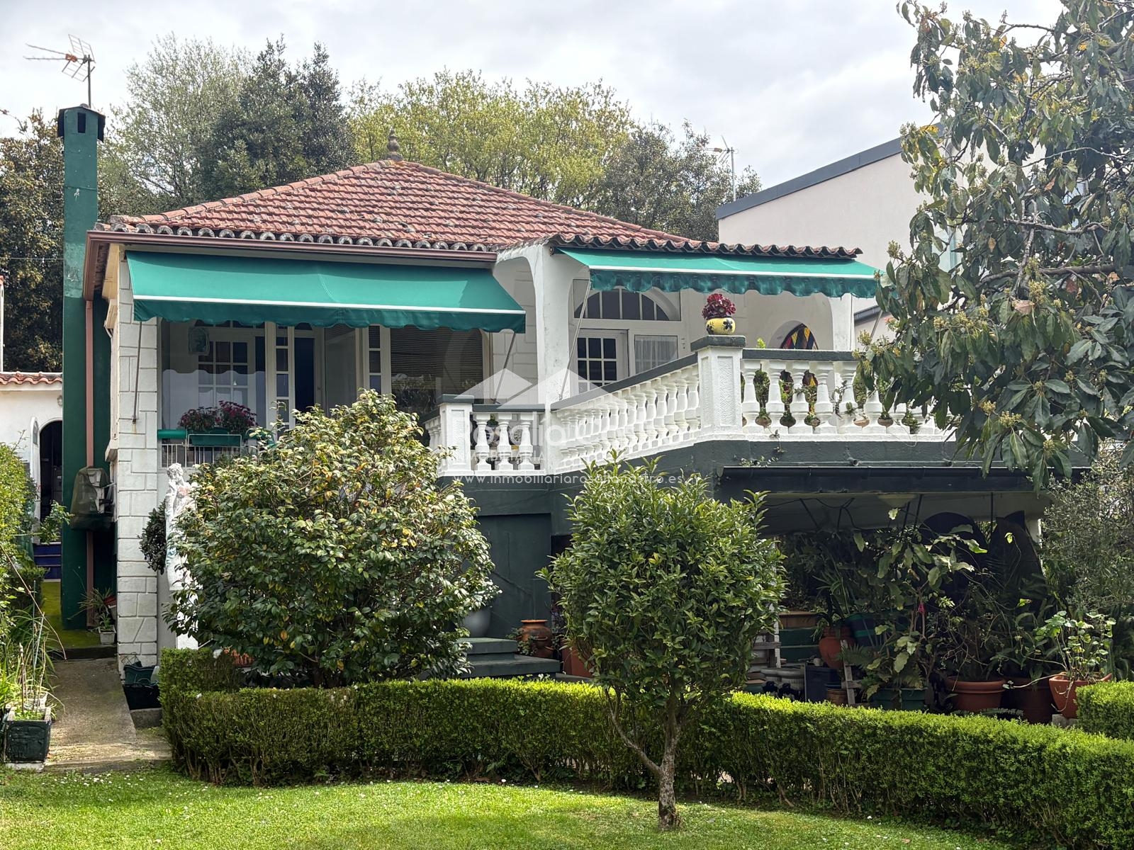 CASA CON JARDIN EN ZONA SAMIL. Casa en venta, Compra casa, Alcabre-Navia-Samil, Vigo, Pontevedra